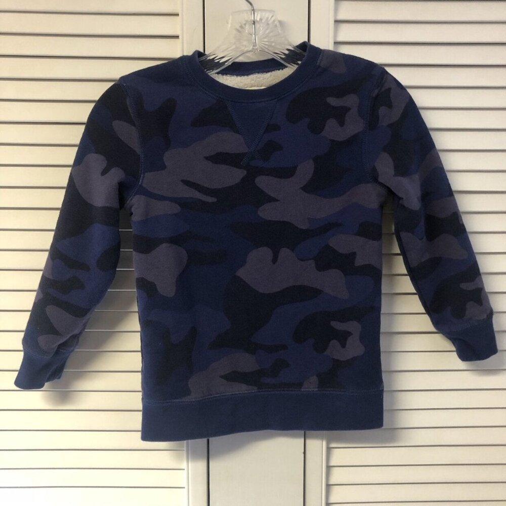 Johnnie B Size 6-7 Blue Camo Sherpa Lined Sweatshirt